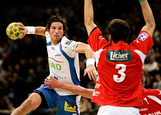 尤其是在进 尤其是在进